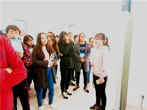 金沙集团3354.c.c新生教育——图书馆入馆教育